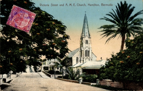 Postcard Hamilton Bermuda, general view of Victoria Street and the AME Church