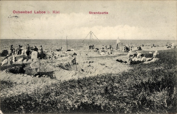 Postcard Baltic Sea resort Laboe, beach