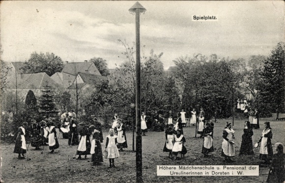 Postcard Dorsten in Westphalia, Higher Girls' School and Boarding School of the Ursulines, Playground