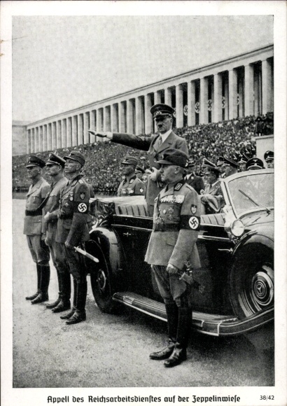 Postcard Reichsparteitag Nürnberg 1938, Zeppelinwiese, Roll Call of the RAD, Hitler in a Mercedes, Hierl, Hess