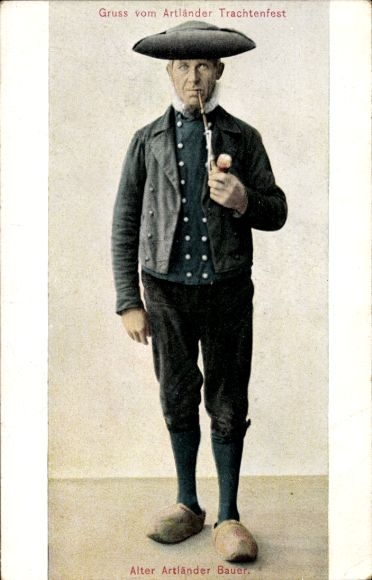 Postcard Artländer Trachtenfest, Old Artländer Farmer with Pipe in Traditional Costume, Wooden Shoes