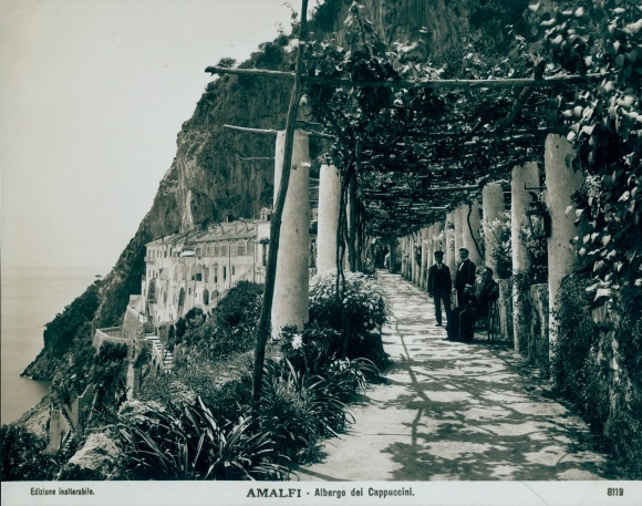 Photo Amalfi Campania, Albergo dei Cappucini, The grand avenue