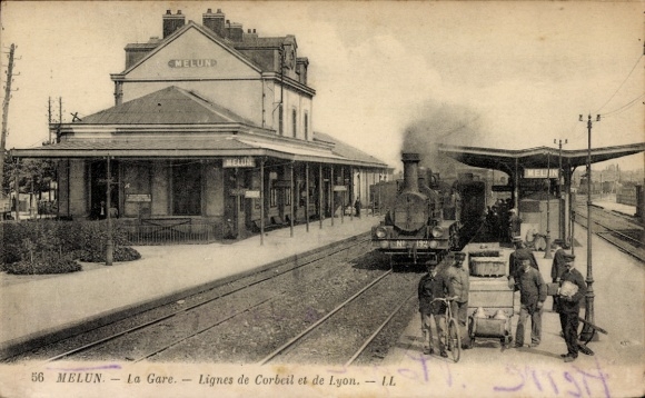 Ak Melun Seine et Marne, Bahnhof Gleisseite, Dampflokomotive, Strecke Corbeil und Lyon