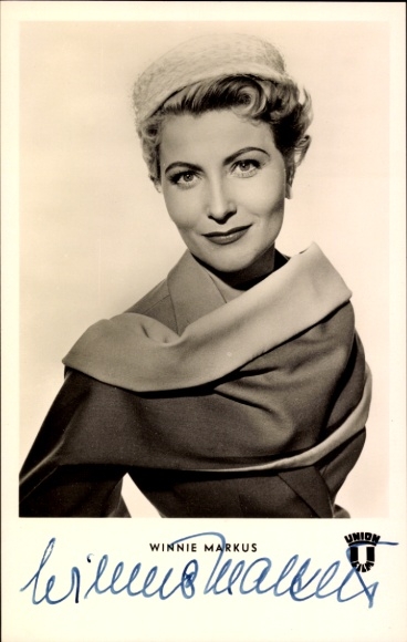 Postcard actress Winnie Markus, portrait with hat, film They call it love, autograph