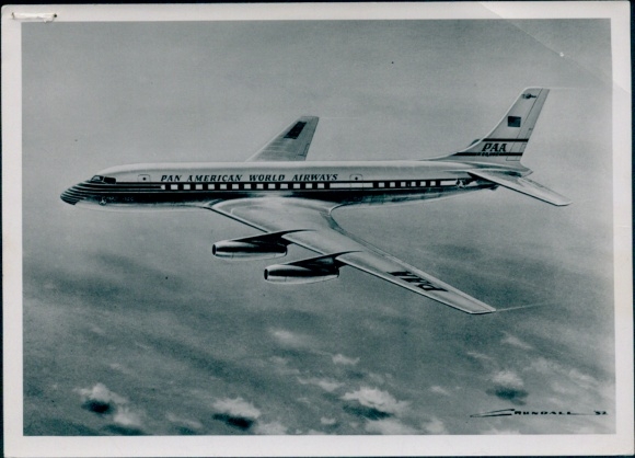 Photo passenger aircraft Douglas, Pan American World Airways