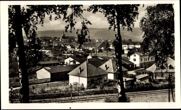 Postcard Valašské Meziříčí Wallachian Meseritsch Reg. Zlin, railway line, town