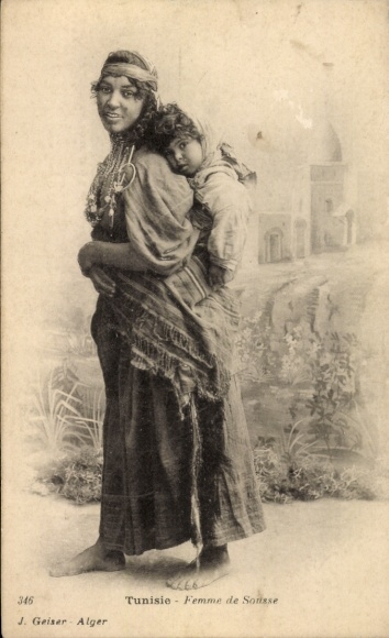 Postcard SousseTunisia, mother with child in a sling
