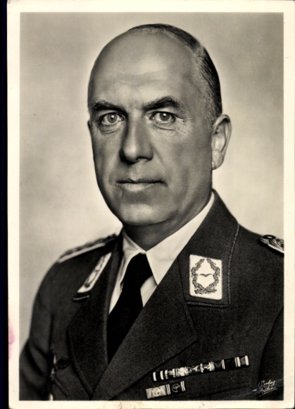 Ak Reichsminister für Bewaffnung und Munition Dr. Fritz Todt, Portrait, Uniform, Luftwaffe