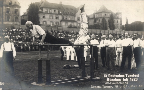 Zdjęcie KP XIII Niemiecki Festiwal Gimnastyczny Monachium lipiec 1923, najstarsze gimnastyczki, 79 i 84 lata
