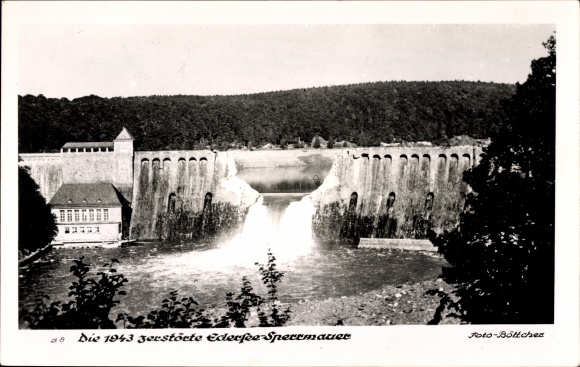 Photo PC Edersee in the Edertal, destroyed Edersee dam, WWII, photo Böttcher