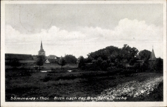 Postcard Sömmerda in Thuringia, view of the Bonifatius Church, rural surroundings, 1930s
