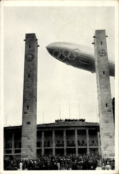 KP Berlin Charlottenburg Westend, Reichssportfeld, sterowiec Zeppelin D LZ 129 Hindenburg, 1936