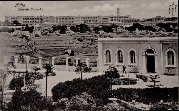 Postcard Imtarfa Mtarfa Malta, Barracks, British Military Barracks, general view