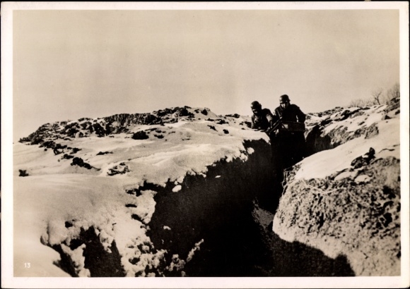 Photo Hoffmann, Heinrich, Cold snap on the West Wall, Wehrmacht soldiers, January 1940