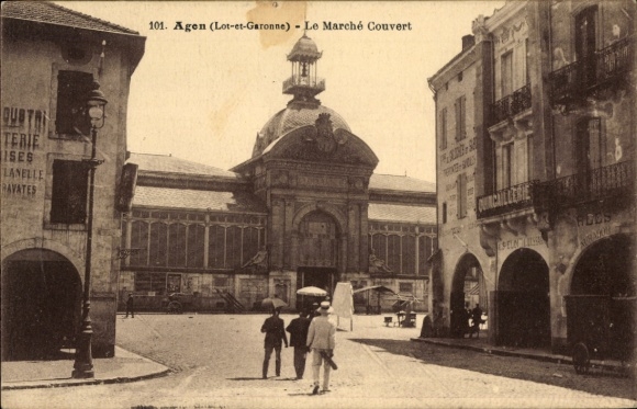 Ak Agen Lot et Garonne, Markthalle,  Gebäude, schwarze & weiße Fotografie, Personen im Vordergrun