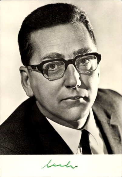 Postcard Dr. Erhard Eppler, Federal Minister for Economic Cooperation, autograph