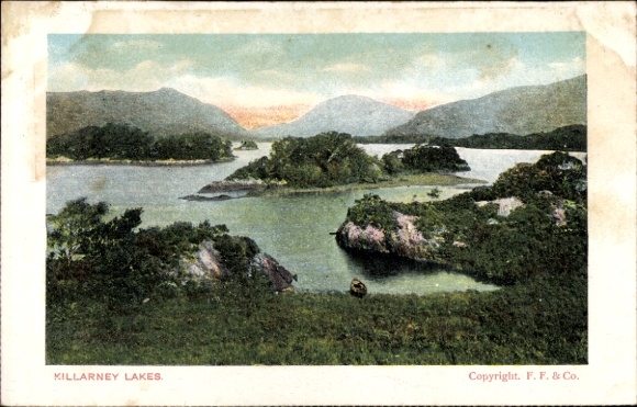 KP Killarney Irlandia, krajobraz z jeziorami, góry w tle, kolorystyka