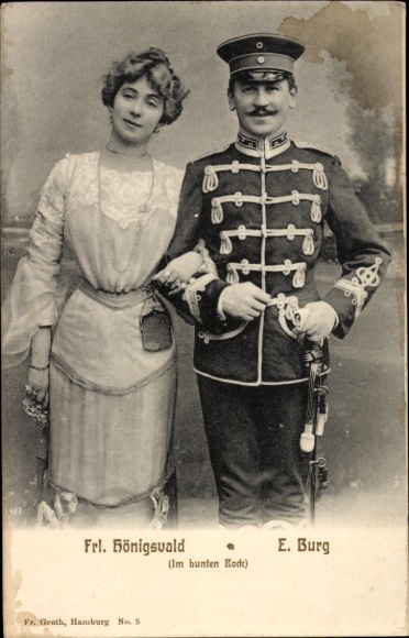 PC Miss Königswald and E. Burg, portrait