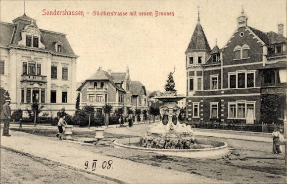 Postcard Sondershausen in the Kyffhäuserkreis Thuringia, Güntherstraße, new fountain
