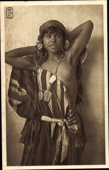 Postcard Beaute bedouine, female nude, bare-breasted, Maghreb
