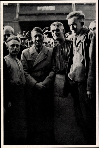 Collective picture Adolf Hitler No. 82 With the workers in Siemensstadt