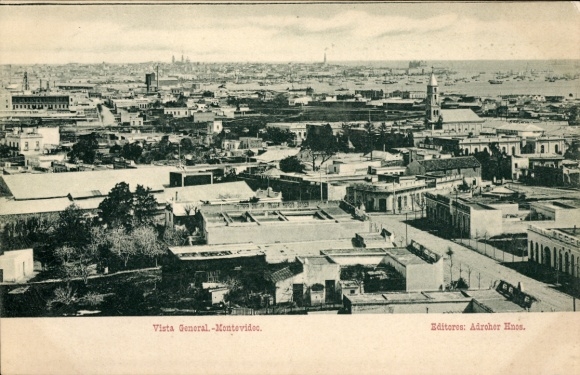 Ak Montevideo Uruguay, Blick auf  Stadtansicht, Schwarz-Weiß-Foto