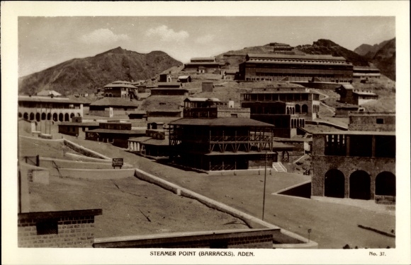 Postcard Aden Yemen, Steamer point, barracks, barracks
