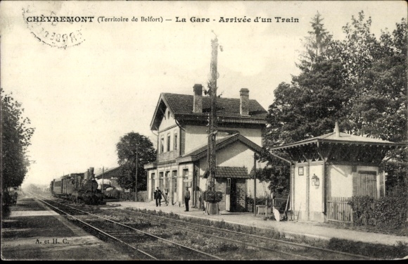 Ak Chevremont Territoire de Belfort, Bahnhof, Gleisansicht, Eisenbahn