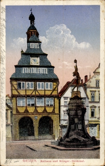 Postcard Gießen an der Lahn Hesse, Town Hall, War Memorial