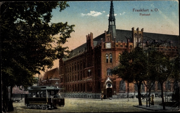 PC Frankfurt an der Oder, view of the post office, tram
