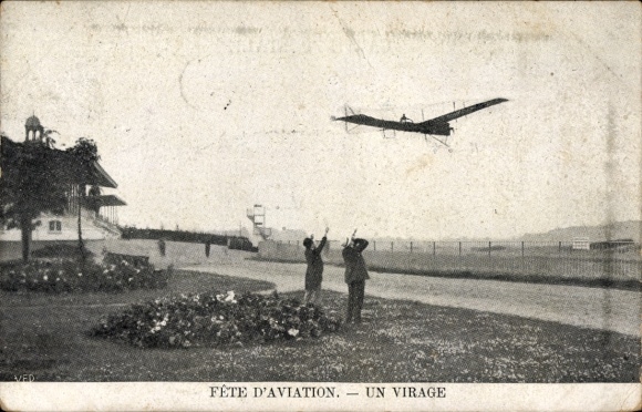 Postcard Aviation Festival, Un Virage, Airplane, Spectators