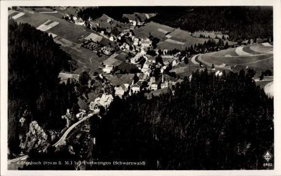 Ak Gütenbach im Schwarzwald, Landschaftsaufnahme, Schwarzwald, Häuseransicht, Höhenluftkurort