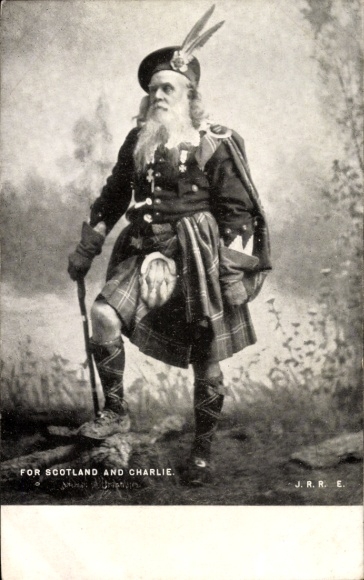 Picture Scottish soldier in uniform, Scottish costume