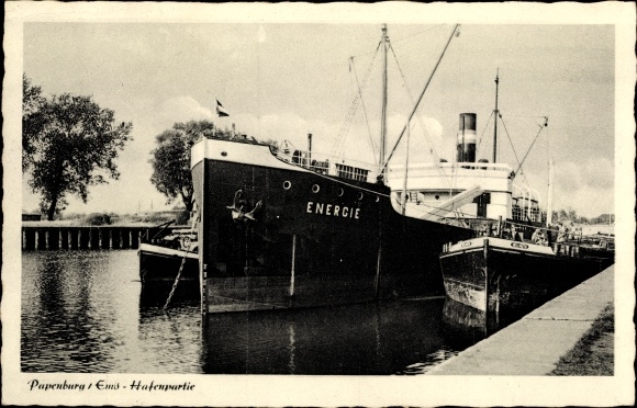 Ak Papenburg im Emsland, Hafenpartie, Dampfer Energie