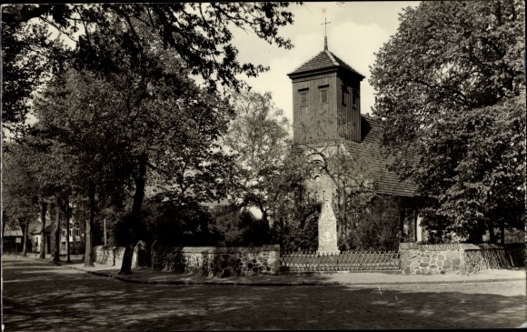 Ak Bestensee Brandenburg, An der Kirche