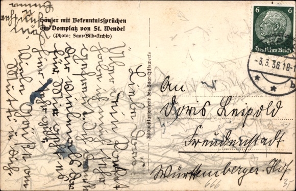 Postcard Sankt Wendel Saarland, houses with confessional sayings on the cathedral square, market stalls
