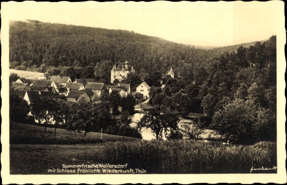 Ansichtkaart Wolfersdorf in Thüringen, zomerverblijf, uitzicht op stad en omgeving, kasteel