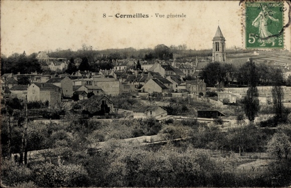 Postcard Cormeilles Eure, panoramic view of church tower, houses, rural surroundings