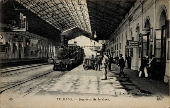 Postcard Le Mans Sarthe, Interior of the train station, train station, interior view, steam locomotive