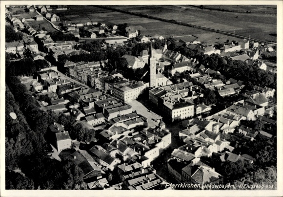 Postcard Pfarrkirchen in Lower Bavaria, aerial view of old buildings, church, residential buildings
