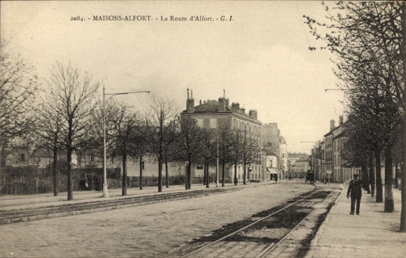 Postcard Maisons Alfort Val de Marne, Route d'Alfort