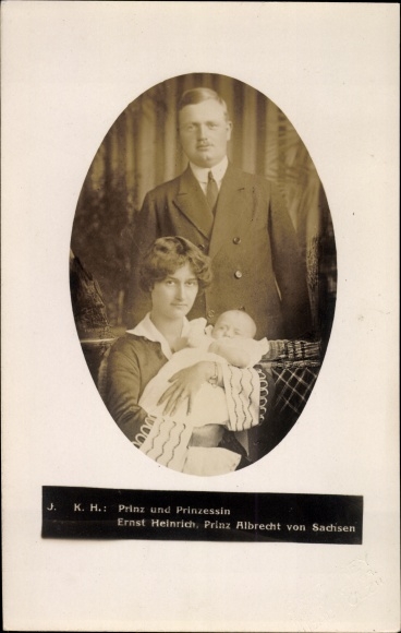 Postcard Prince and Princess Ernst Heinrich, Prince Albrecht of Saxony