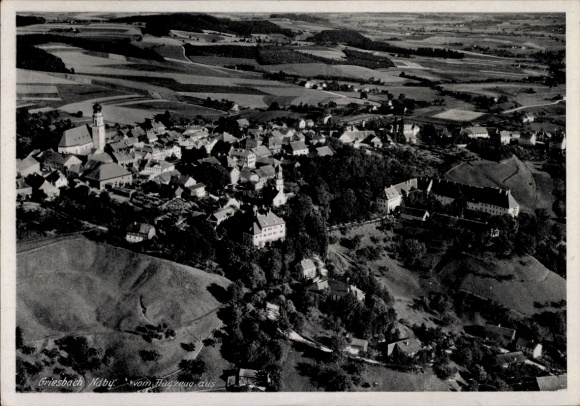 Ak Griesbach Waidhofen Niederösterreich, Luftaufnahme von  malerische Landschaft, Wohnhäuser, Kir