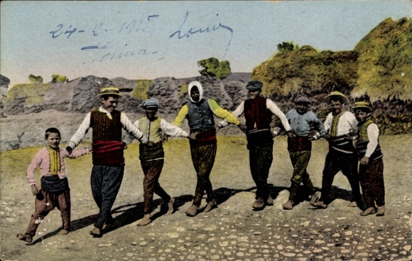 Postcard Macedonia, Dancing young men in traditional costume