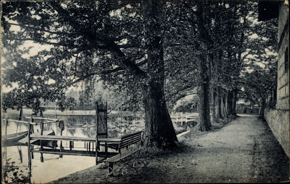 Postcard Lindow in der Mark, lake promenade on the monastery bank