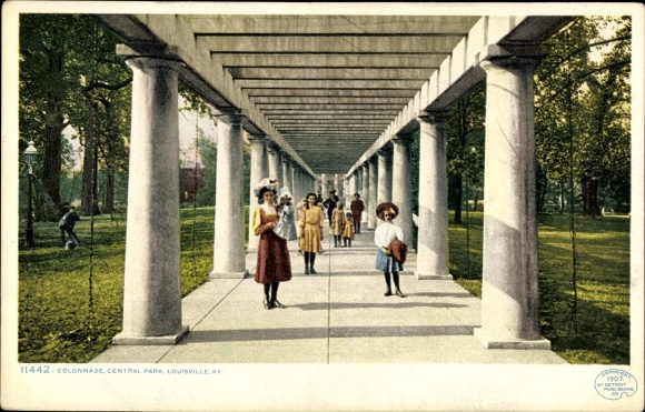Ak Louisville Kentucky de V.S., Colonnade, Central Park