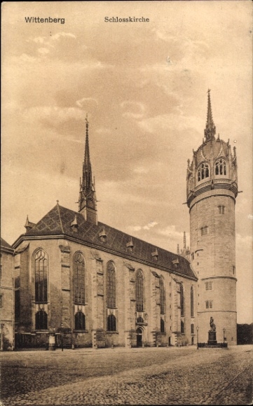 Postcard Lutherstadt Wittenberg, Castle Church, s buildings, towers, old architecture