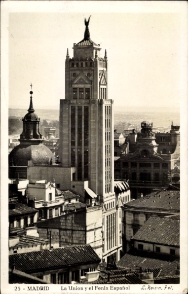 Ak Madrid Spanien, Madrider Skyline, La Union y el Fenix Español, Türme,  Architektur
