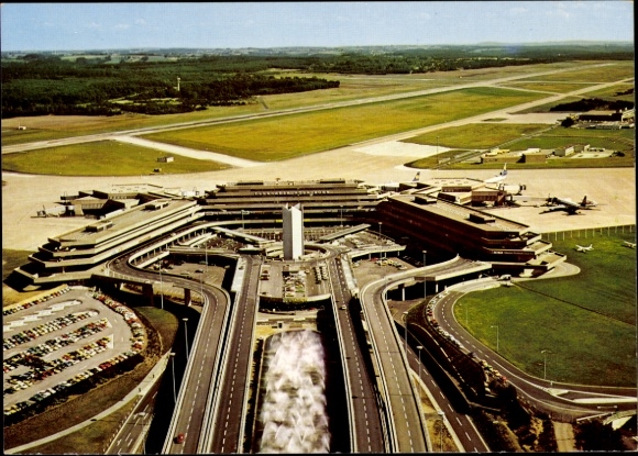 Ak Grengel Köln, Flughafen Köln Bonn, Fliegeraufnahme, Abfertigungsgebäude