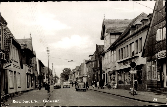 KP Rotenburg w Hanowerze Rotenburg an der Wümme, Grossestrasse, pojazdy, sklepy